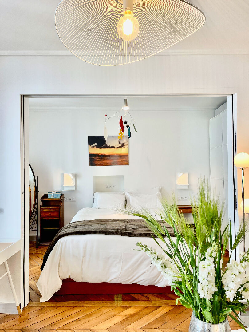 Abbesses district, charming apartment ready to move in! 13
