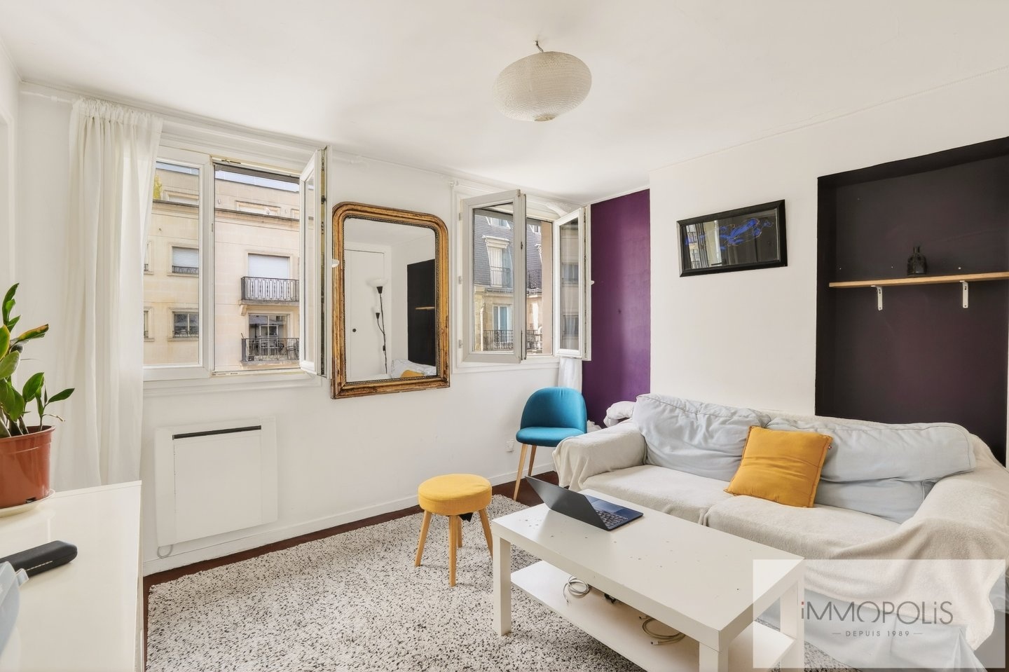 Charming 2-room apartment on the top floor 2