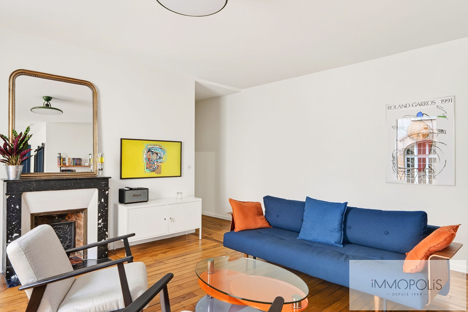 Montmartre – 3 room renovated apartment, potential 2 bedrooms, near Sacré-Coeur 3
