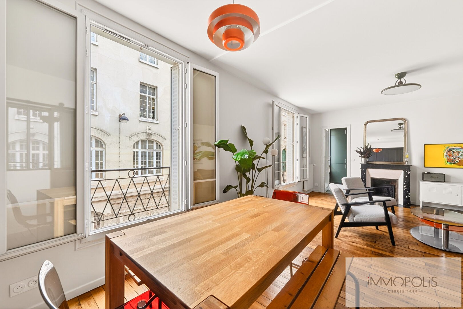 Montmartre – 3 room renovated apartment, potential 2 bedrooms, near Sacré-Coeur 6