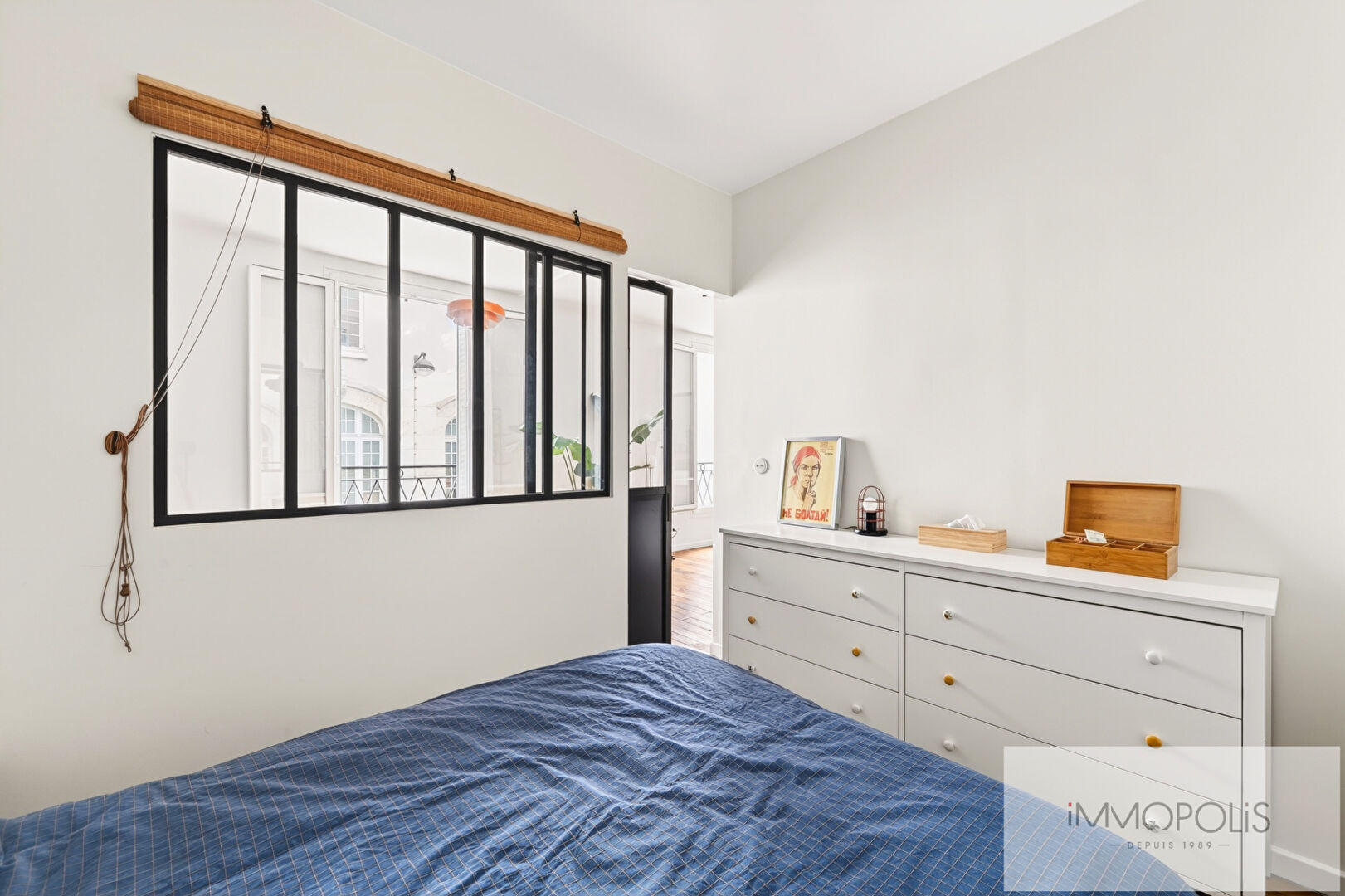 Montmartre – 3 room renovated apartment, potential 2 bedrooms, near Sacré-Coeur 9