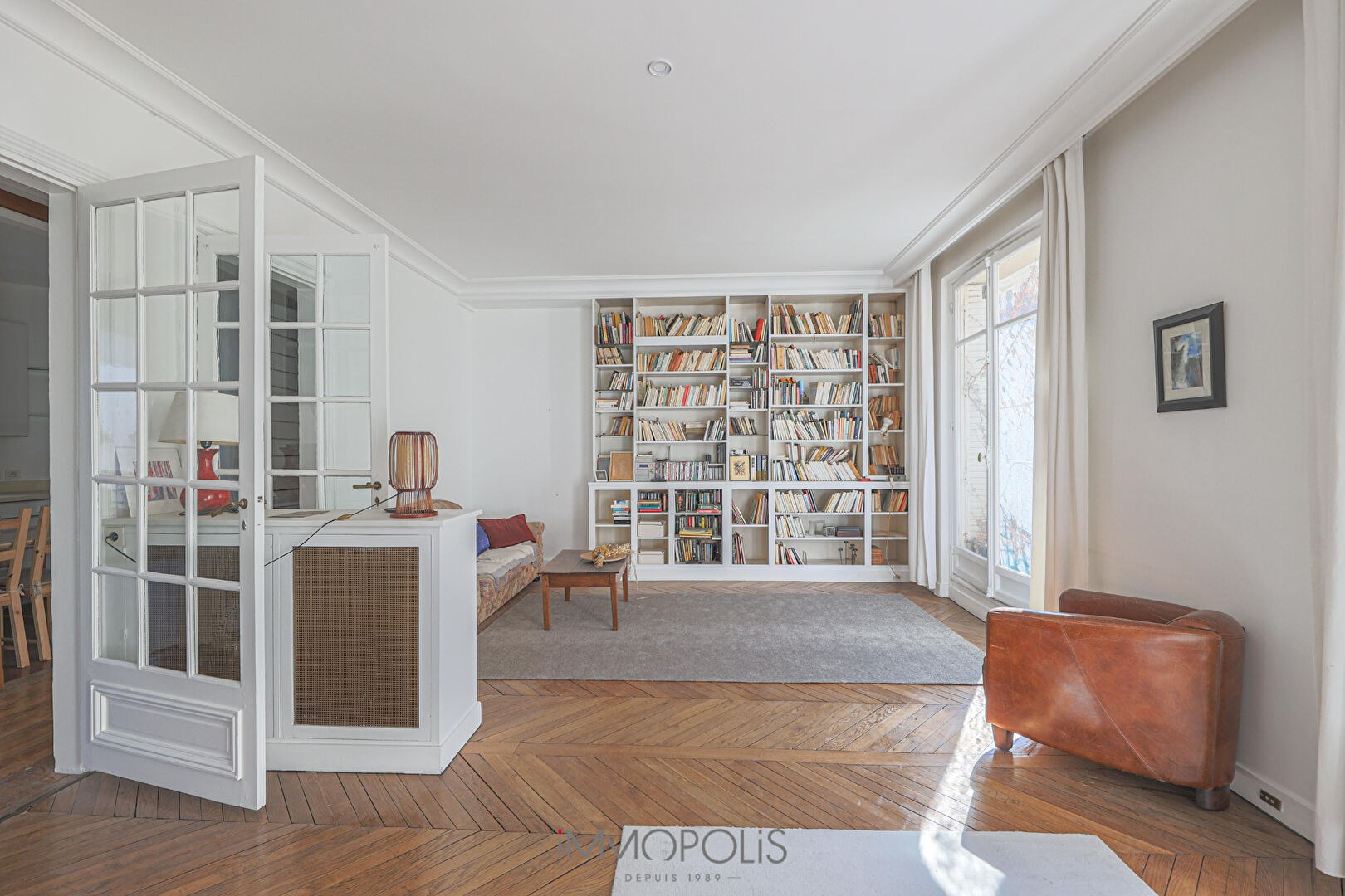 Very beautiful classic 3 Room Lapeyrere Elevator! 5