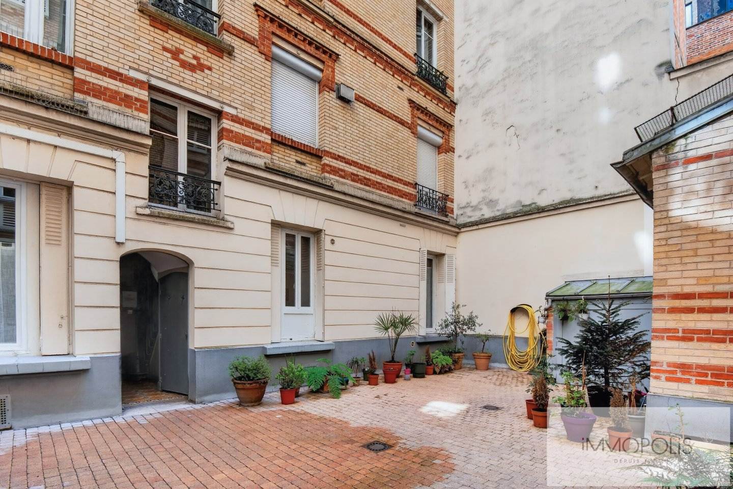 Rue Duhesme – Paris 18th. 14
