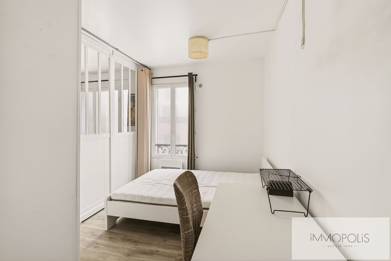 Charming studio on courtyard – Jules Joffrin district 10 Charming studio on courtyard – Jules Joffrin district 10