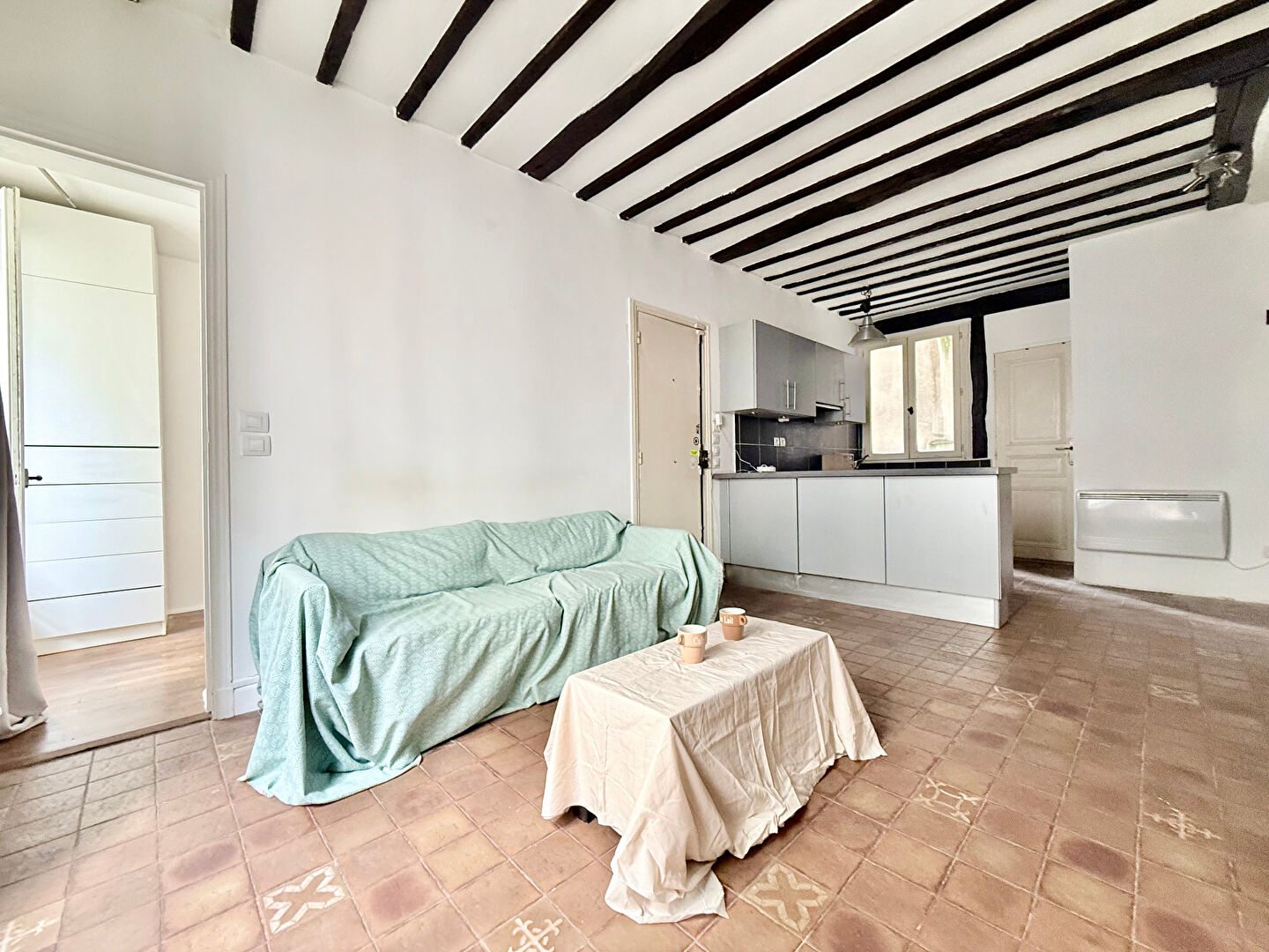 Two rooms well located in Montmartre, close to Place des Abbesses 4 Two rooms well located in Montmartre, close to Place des Abbesses 4