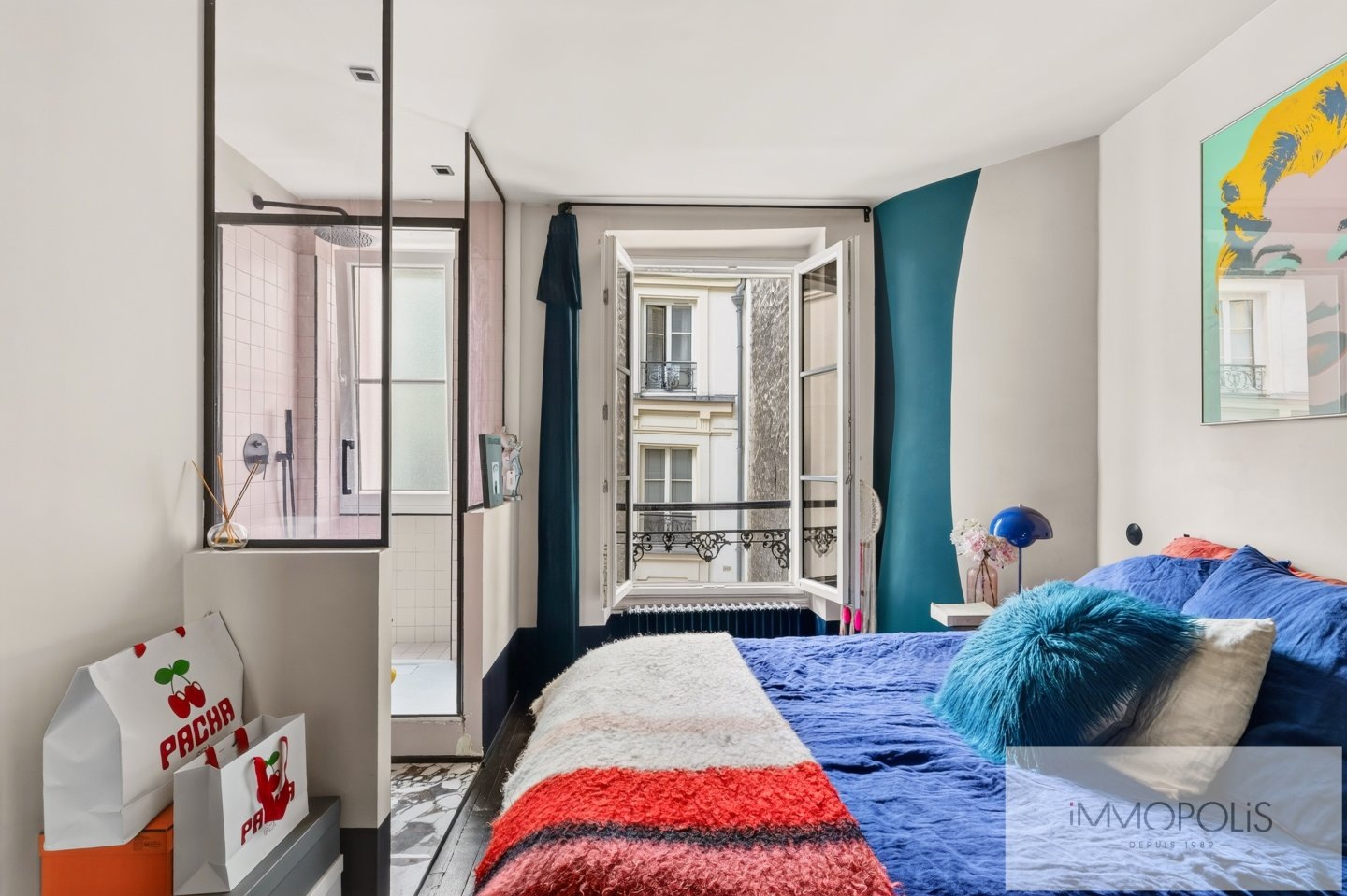 3 pièces entièrement rénové avec balcon. Abbesses. 13