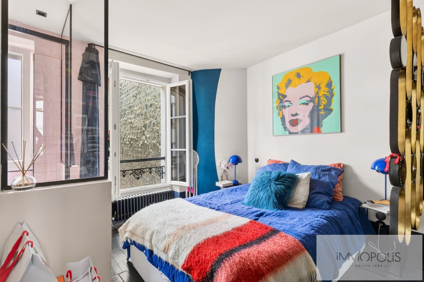3 pièces entièrement rénové avec balcon. Abbesses. 14
