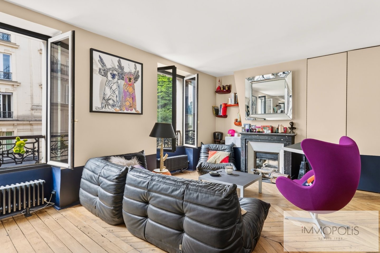 3 pièces entièrement rénové avec balcon. Abbesses. 5