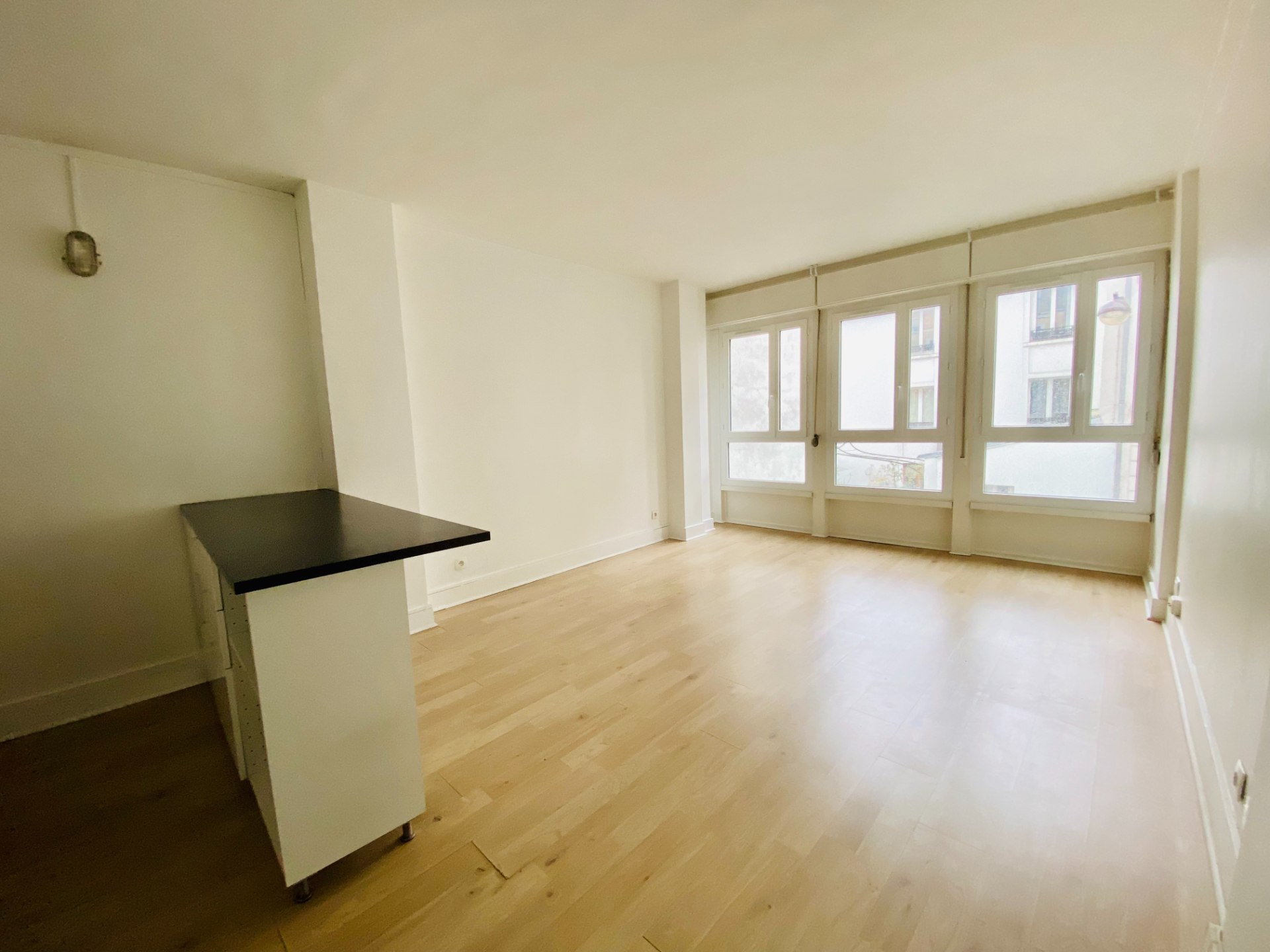Appartement PARIS 18 – 1 pièce(s) – 30 m2 1