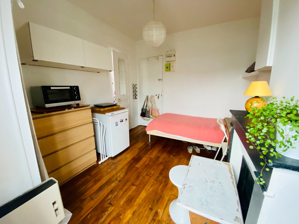 Appartement PARIS 18 – 1 pièce(s) – 11 m2 2 Appartement PARIS 18 – 1 pièce(s) – 11 m2 2