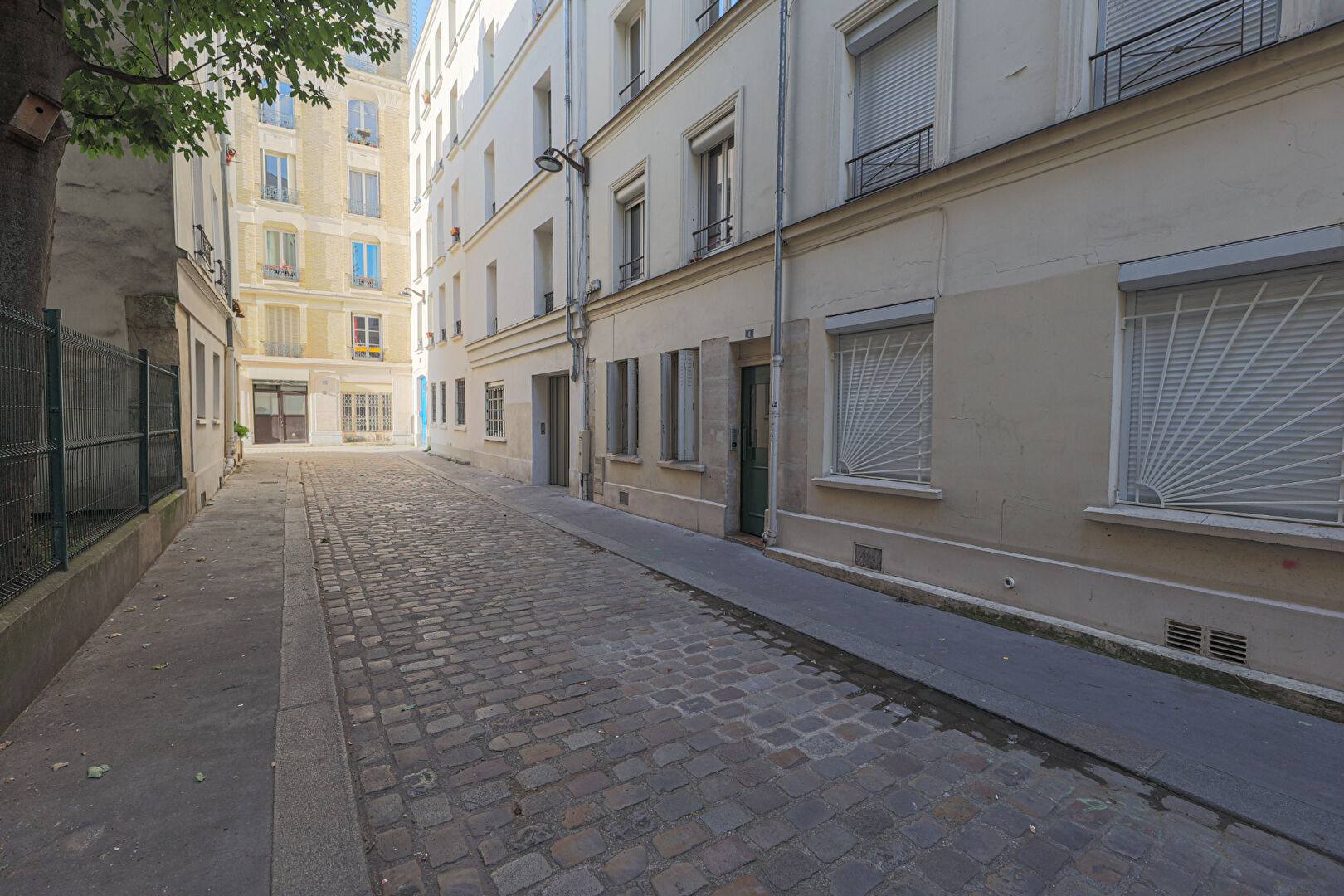 Duplex of 38m² Ordener Stephenson sector 12