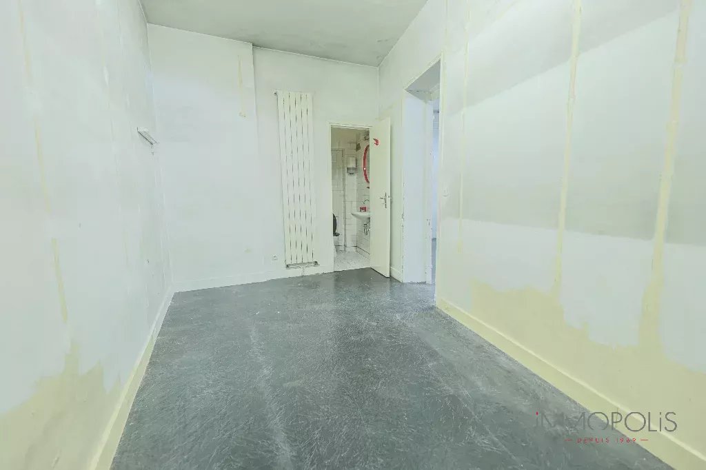 Local commercial Paris 215.08 m2 11 Local commercial Paris 215.08 m2 11