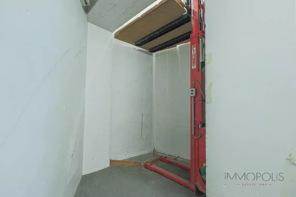 Local commercial Paris 215.08 m2 13 Local commercial Paris 215.08 m2 13