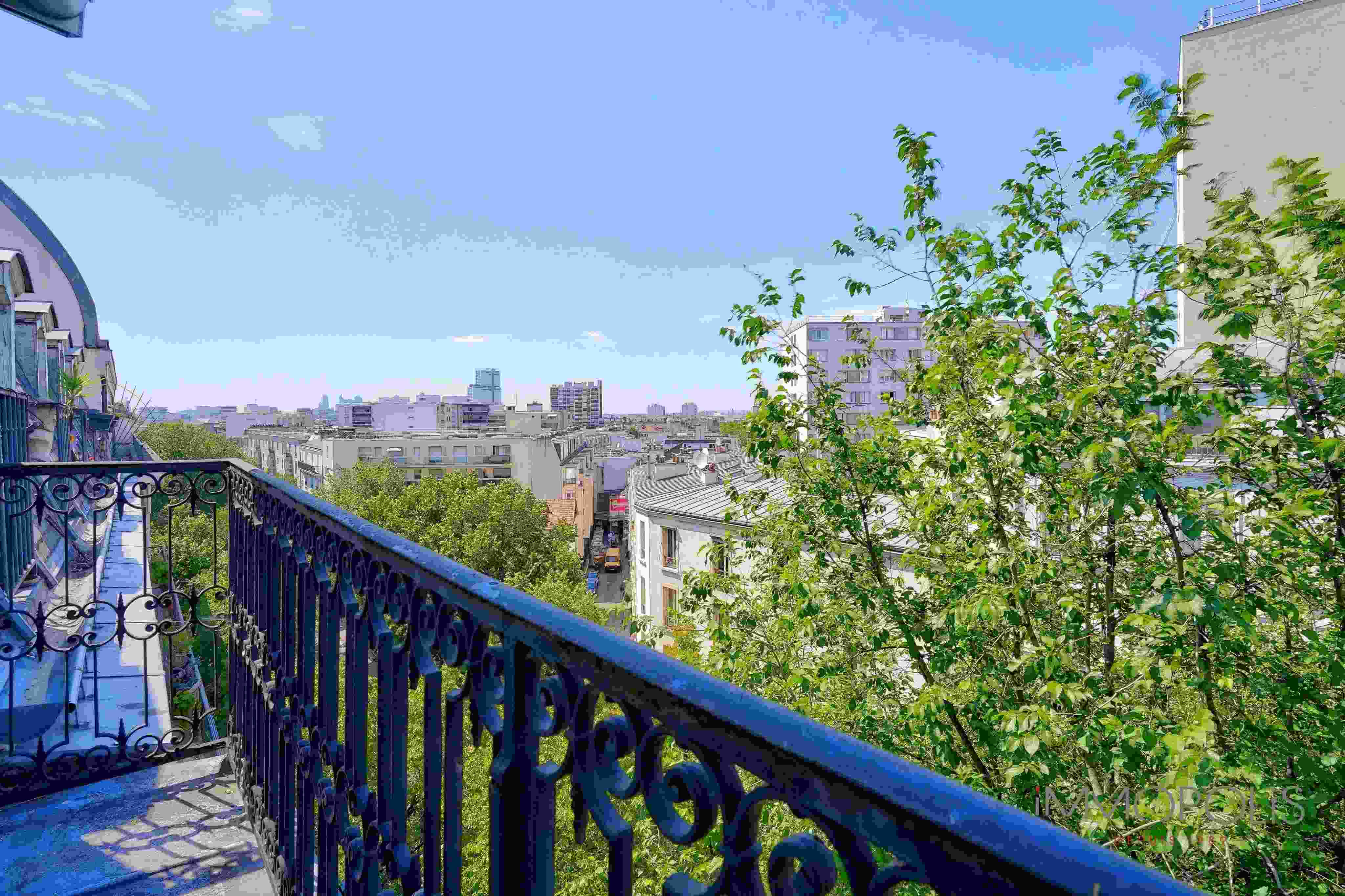 Quatre pièces dernier étage balcon filant ! 1 Quatre pièces dernier étage balcon filant ! 1