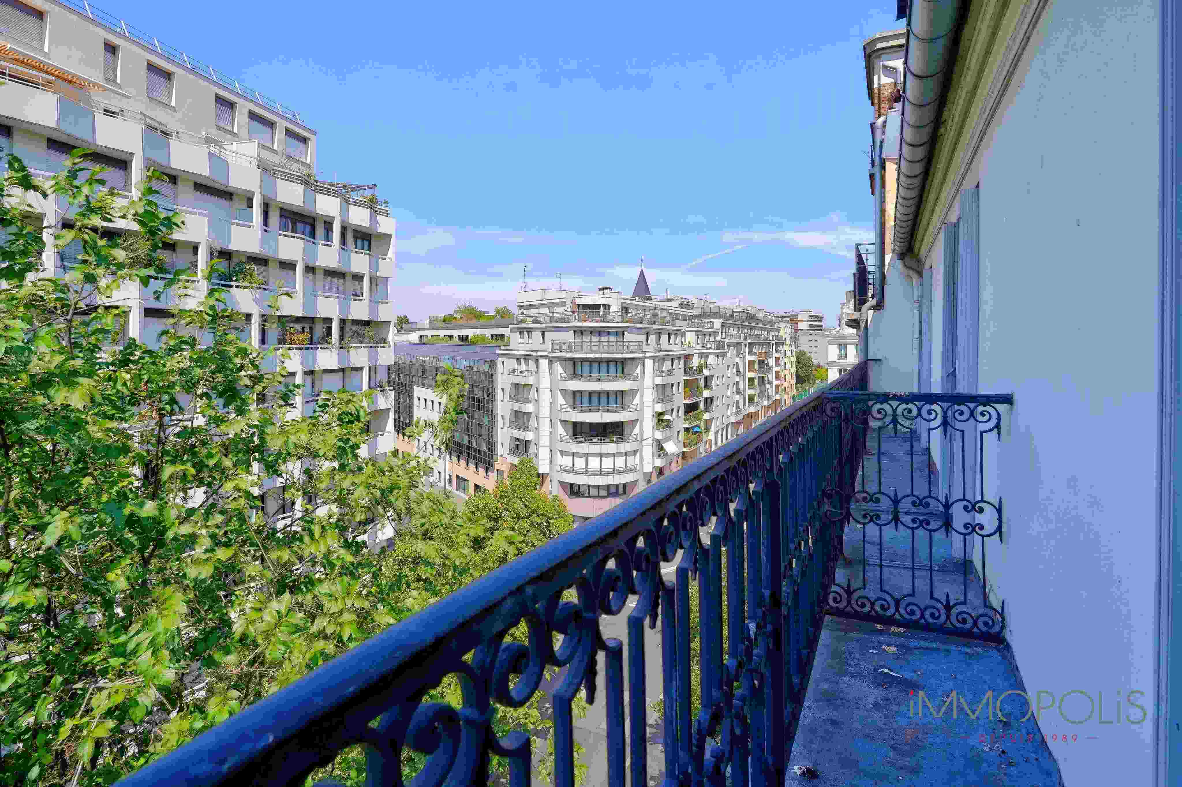 Quatre pièces dernier étage balcon filant ! 13 Quatre pièces dernier étage balcon filant ! 13