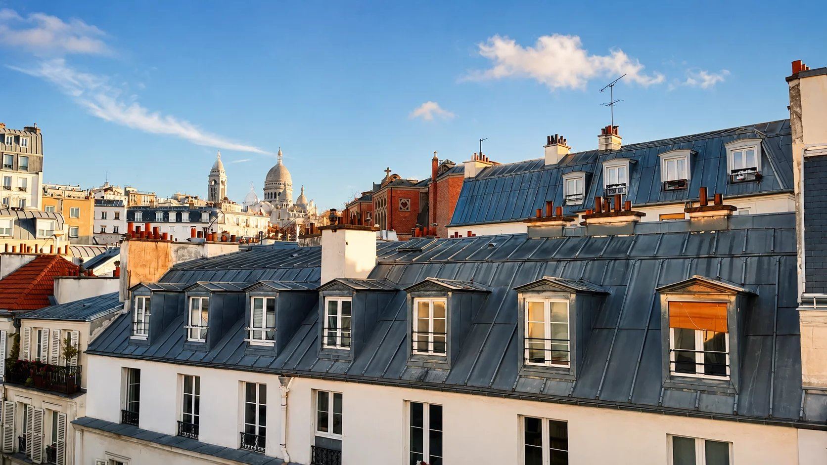 Etage élevé avec ascenseur, balcon et vue Sacré Coeur : rue Germain Pilon, Montmartre 5 Etage élevé avec ascenseur, balcon et vue Sacré Coeur : rue Germain Pilon, Montmartre 5