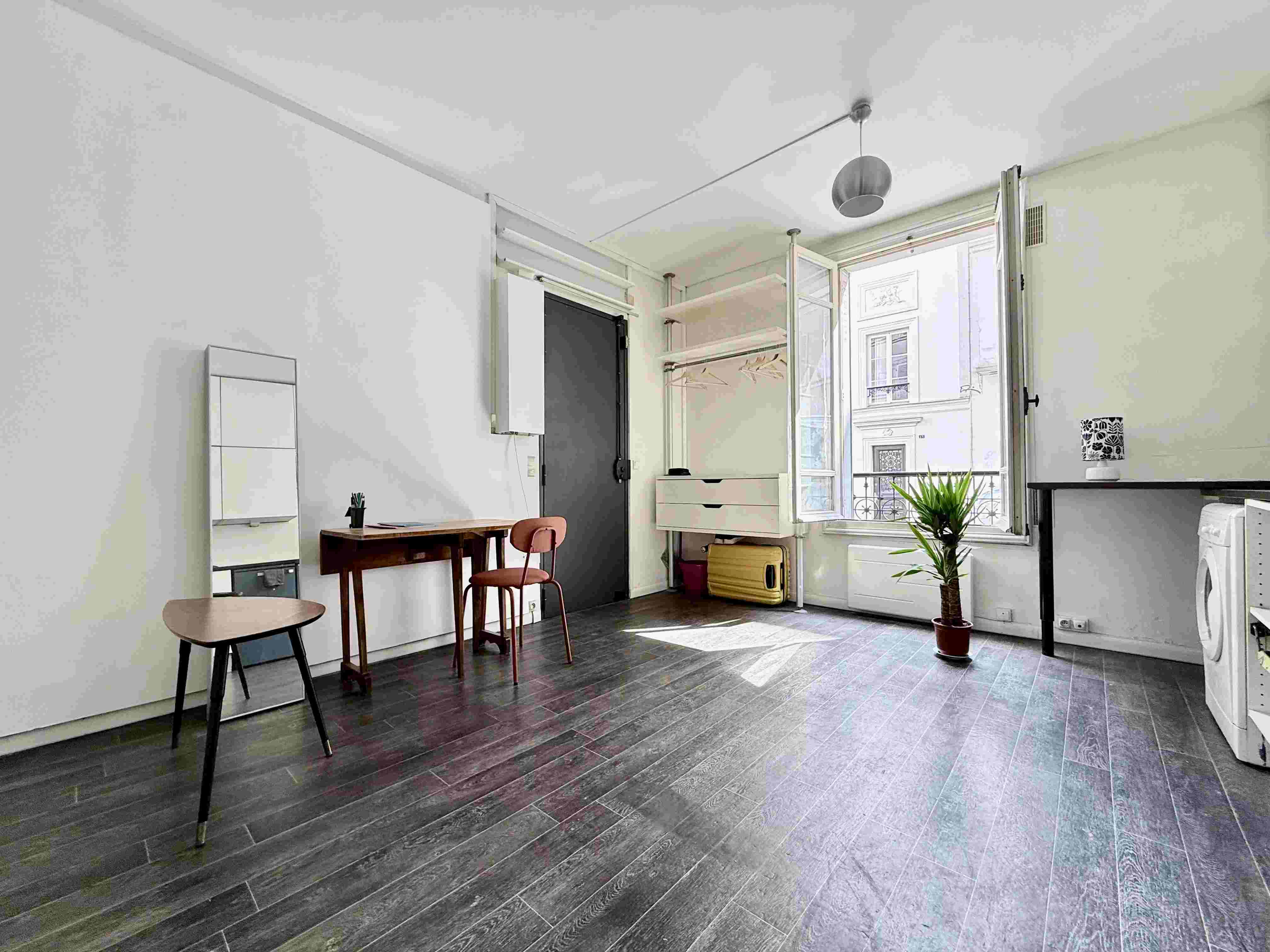 Montmartre – Studio esprit « petite maison » 2 Montmartre – Studio esprit « petite maison » 2