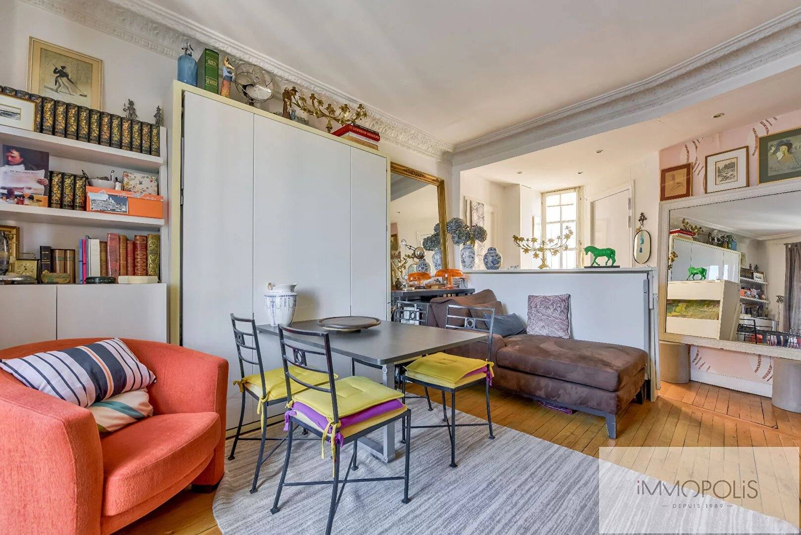 Démembrement de propriété temporaire de 10 ans : Montmartre – Rue de Tourlaque – Vue dégagée sur la Cité des Fusains ! 8 Démembrement de propriété temporaire de 10 ans : Montmartre – Rue de Tourlaque – Vue dégagée sur la Cité des Fusains ! 8