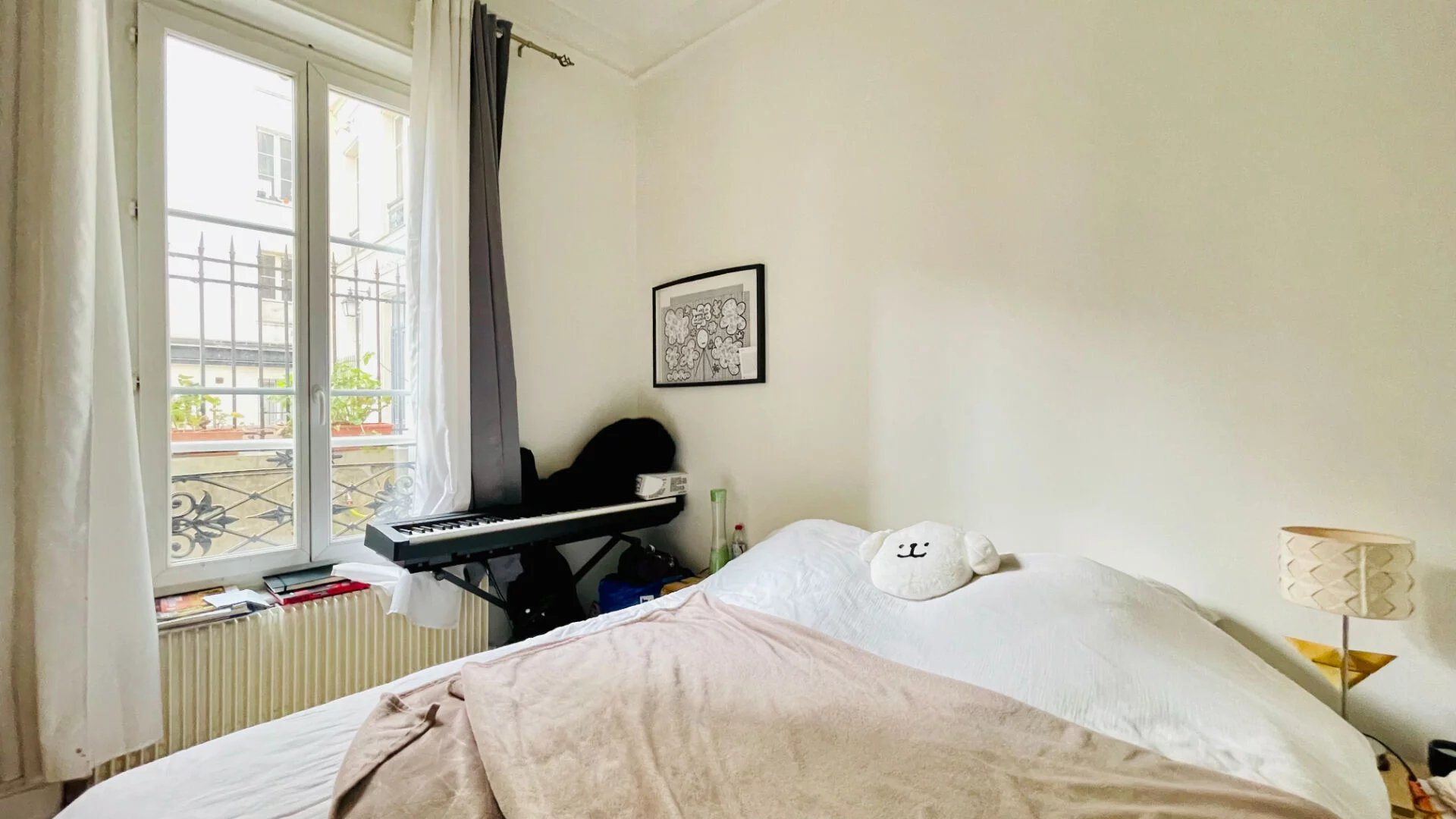Paris 9e, So-Pi , rue Pierre Fontaine : agréable 3 pièces de 56,04 m2 Carrez dans un bel immeuble ancien 8 Paris 9e, So-Pi , rue Pierre Fontaine : agréable 3 pièces de 56,04 m2 Carrez dans un bel immeuble ancien 8