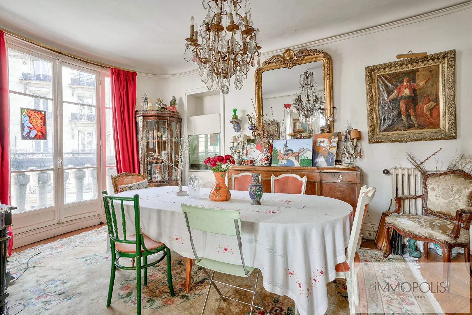Opportunité rare : vente en nue – propriété d’un charmant appartement à moderniser, quartier Lamarck-Caulaincourt 5 Opportunité rare : vente en nue – propriété d’un charmant appartement à moderniser, quartier Lamarck-Caulaincourt 5