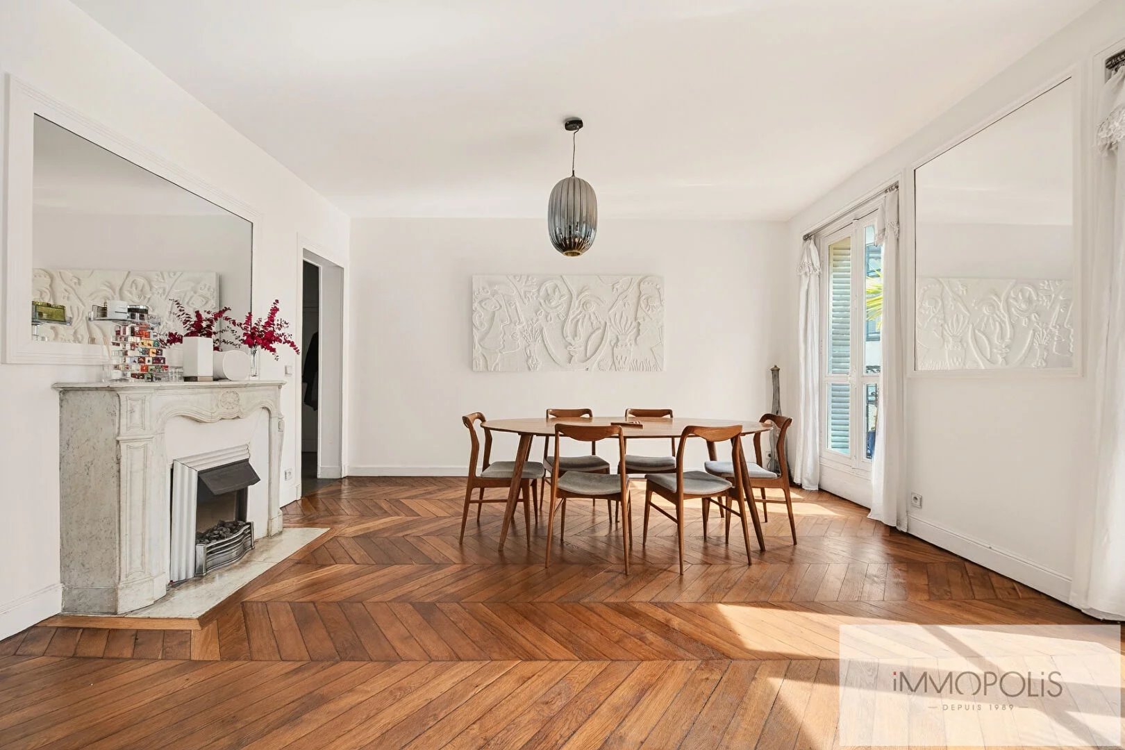Appartement haussmannien avec balcon et potentiel 3 chambres 4 Appartement haussmannien avec balcon et potentiel 3 chambres 4