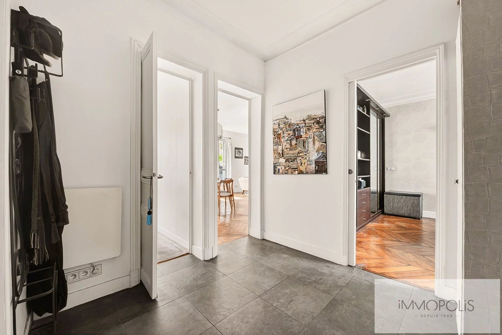 Appartement haussmannien avec balcon et potentiel 3 chambres 6 Appartement haussmannien avec balcon et potentiel 3 chambres 6
