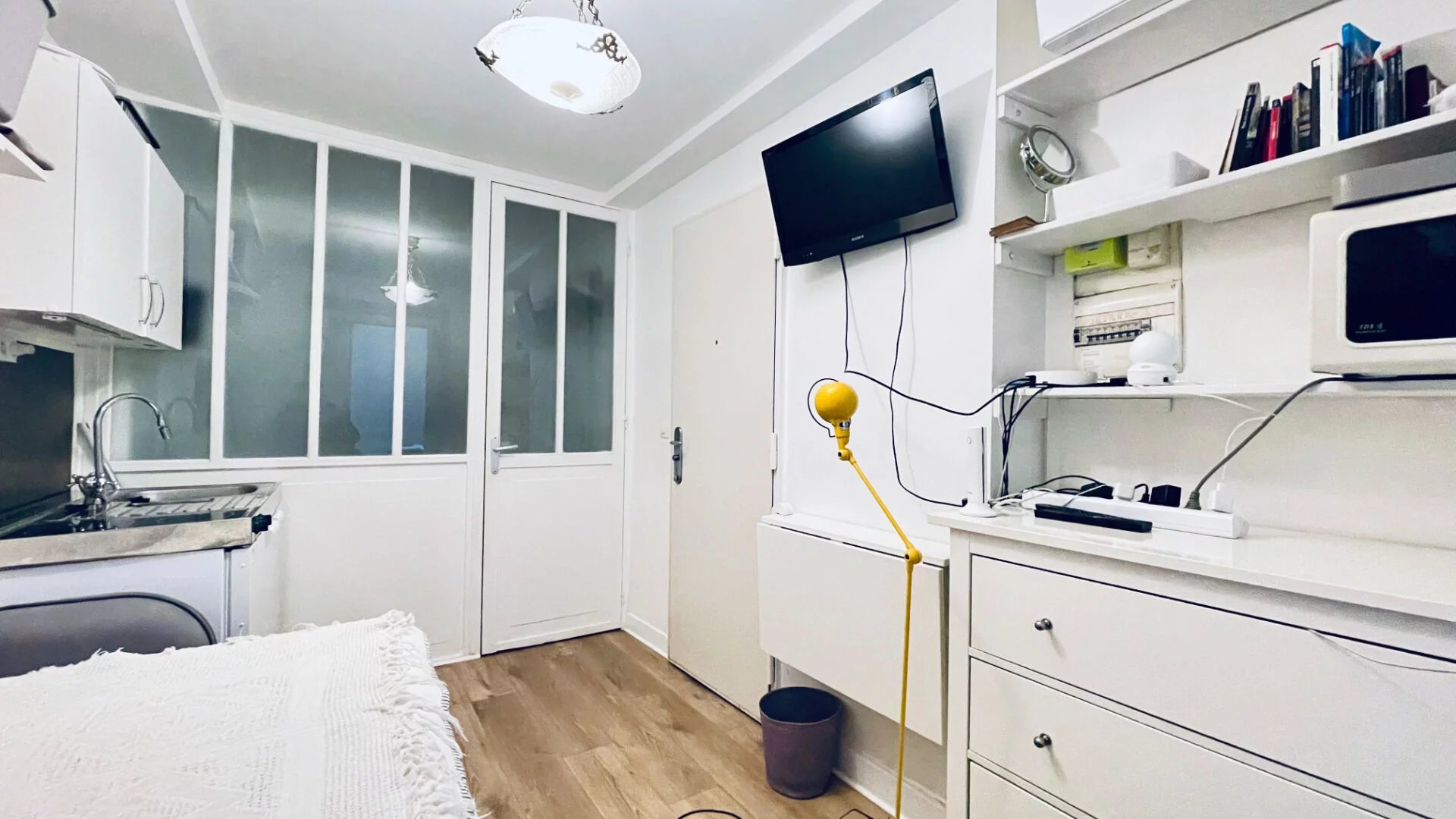 RUE DURANTIN – STUDIO CLÉ EN MAIN 1 RUE DURANTIN – STUDIO CLÉ EN MAIN 1