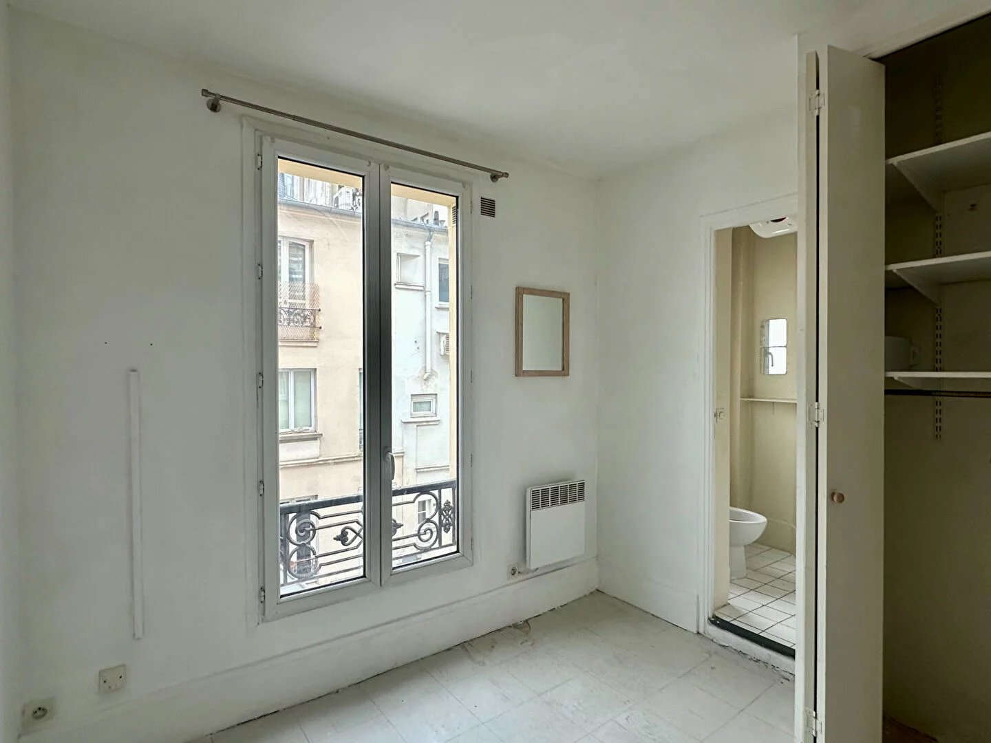 Rue Bachelet Charmant 3 pièces montmartrois 9 Rue Bachelet Charmant 3 pièces montmartrois 9