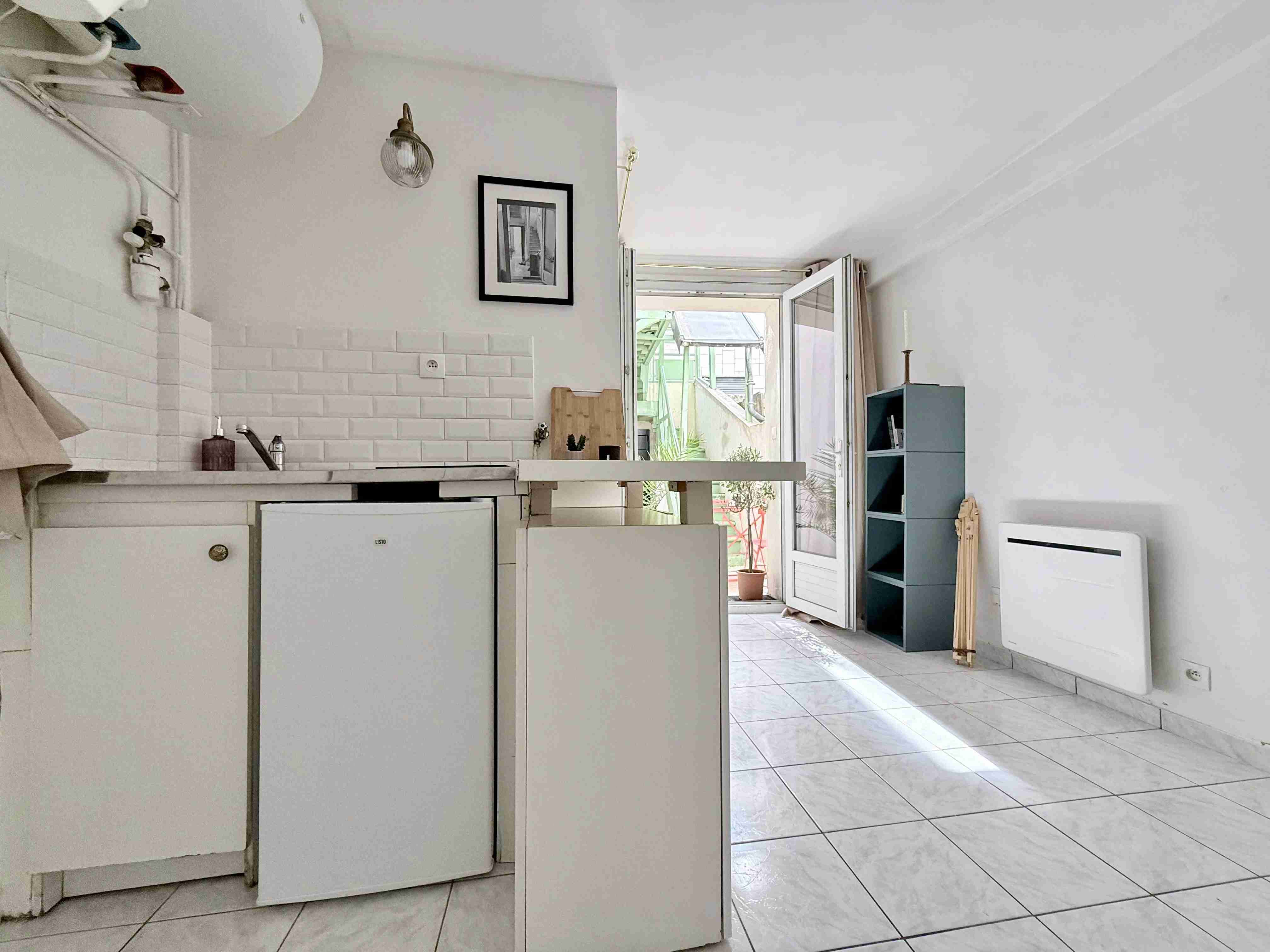 Montmartre, quiet studio in the Cité Germain-Pilon 6 Montmartre, quiet studio in the Cité Germain-Pilon 6