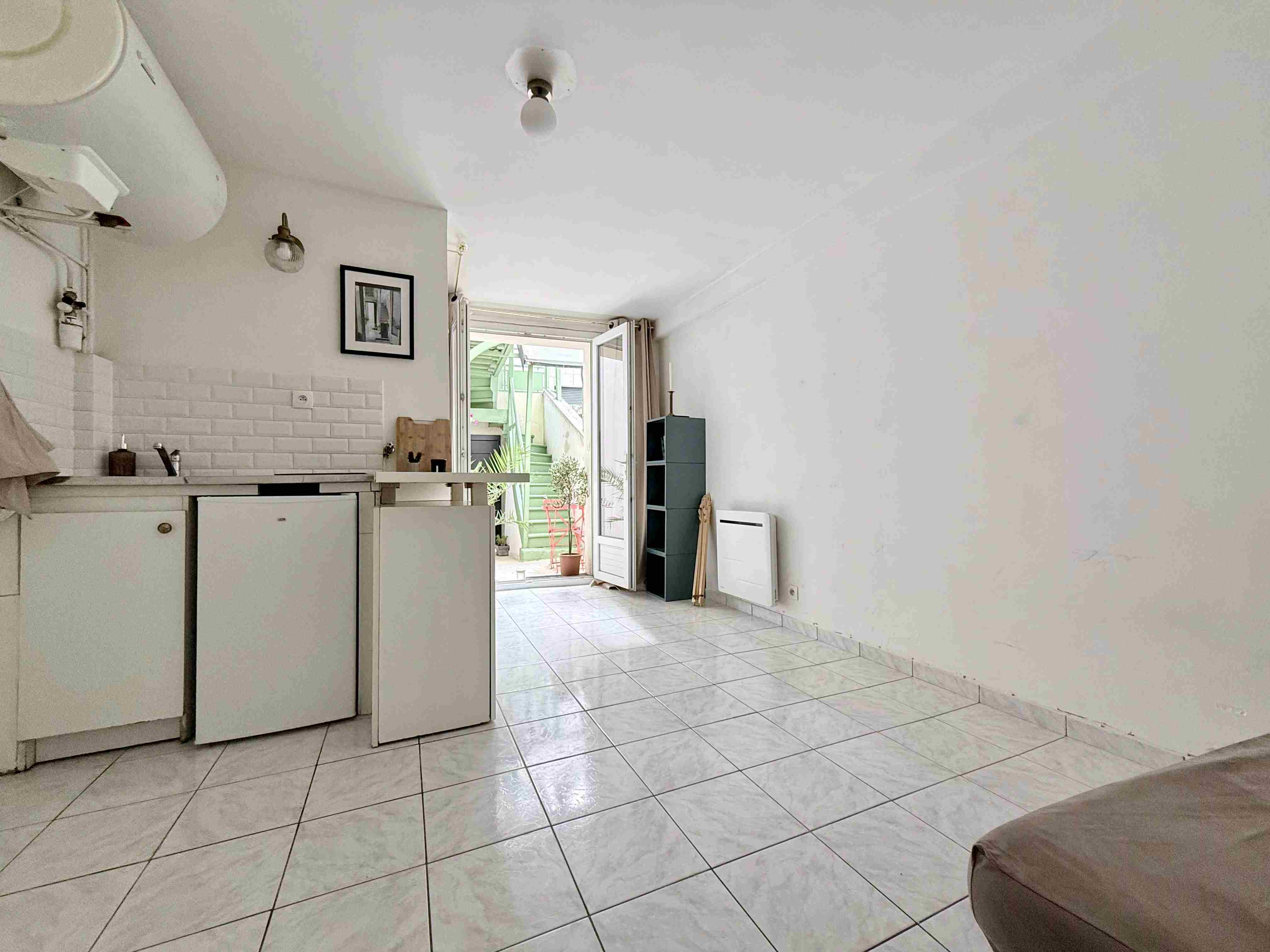 Montmartre, quiet studio in the Cité Germain-Pilon 7 Montmartre, quiet studio in the Cité Germain-Pilon 7