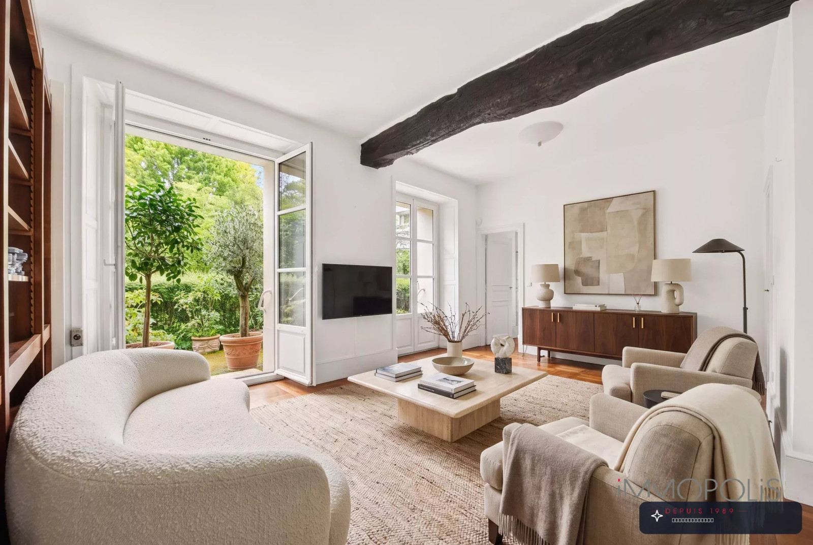 Résidence privée « Folie Sandrin » Montmartre. 1