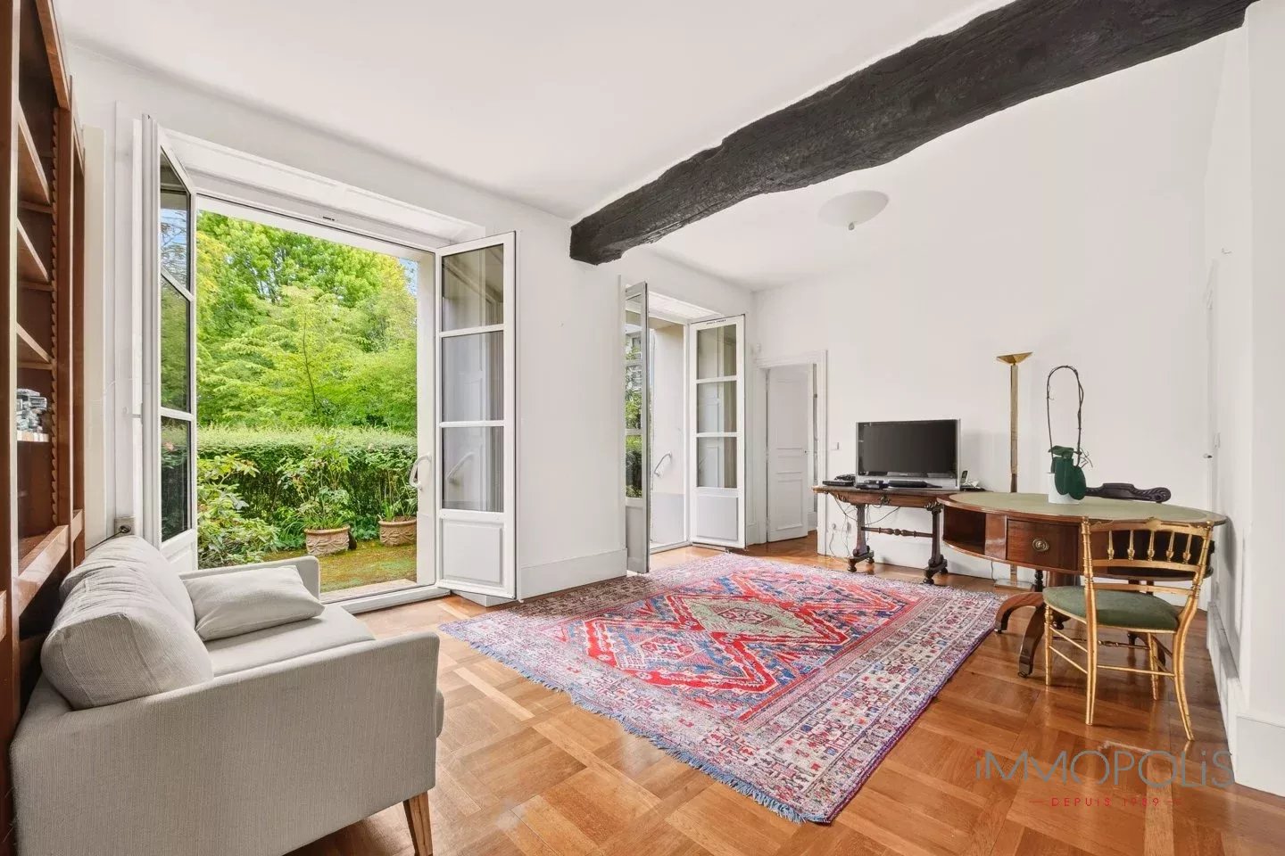 Résidence privée « Folie Sandrin » Montmartre. 2 Résidence privée « Folie Sandrin » Montmartre. 2