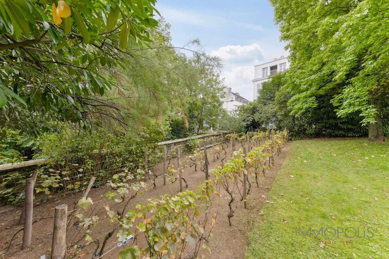 Résidence privée « Folie Sandrin » Montmartre. 20 Résidence privée « Folie Sandrin » Montmartre. 20