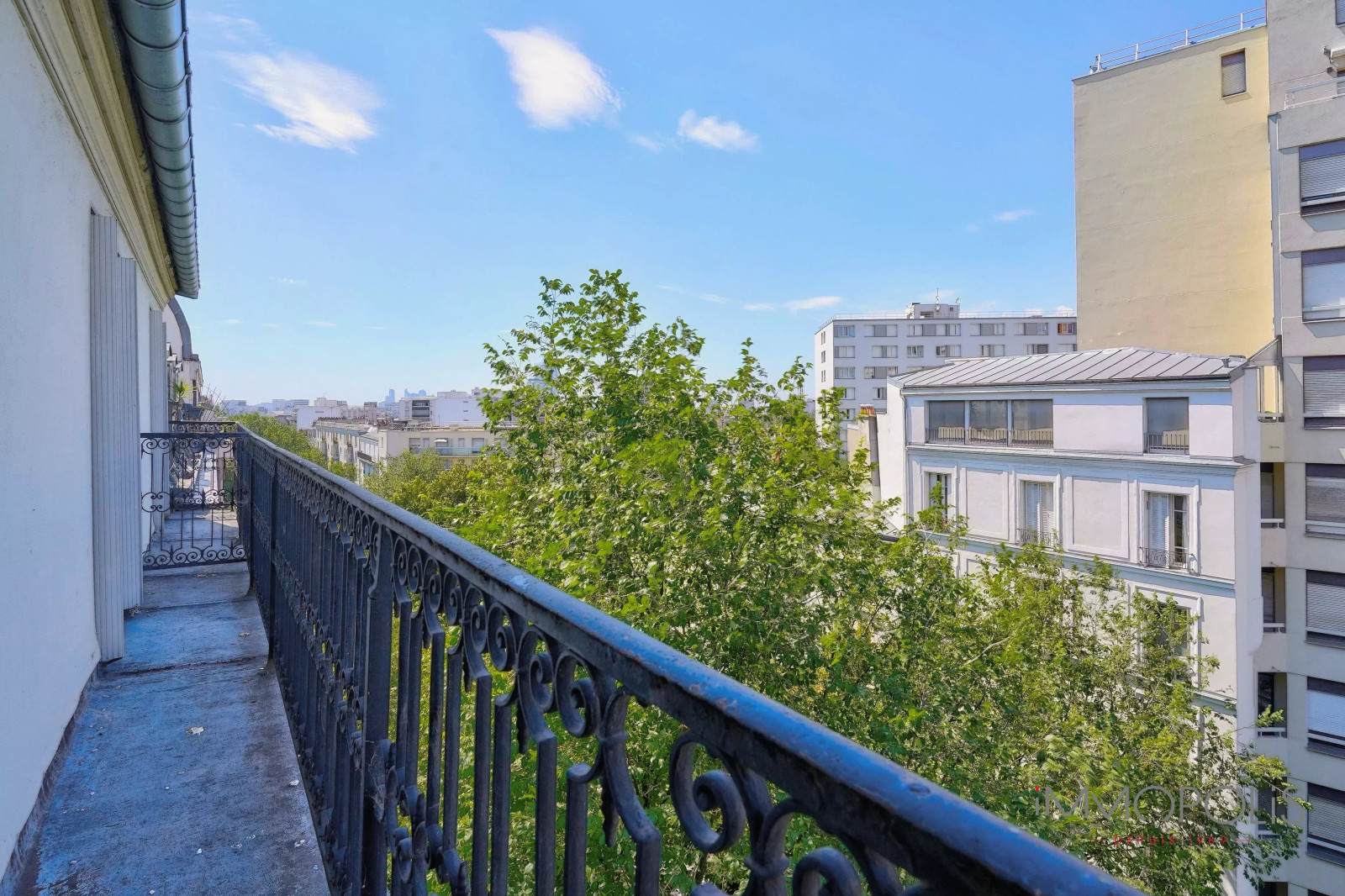 Quatre pièces dernier étage balcon filant ! 12 Quatre pièces dernier étage balcon filant ! 12