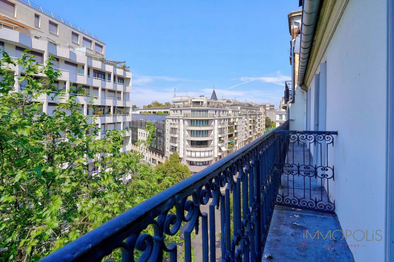 Quatre pièces dernier étage balcon filant ! 13 Quatre pièces dernier étage balcon filant ! 13