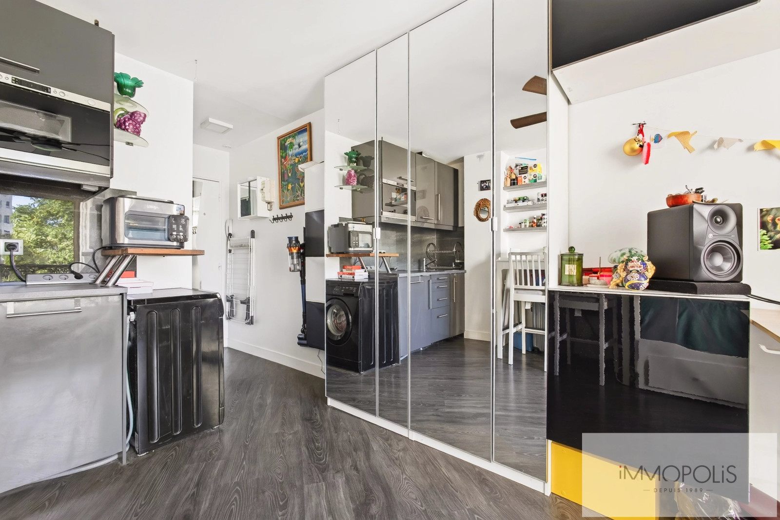 Charming studio in Jules Joffrin, Paris 18th 4
