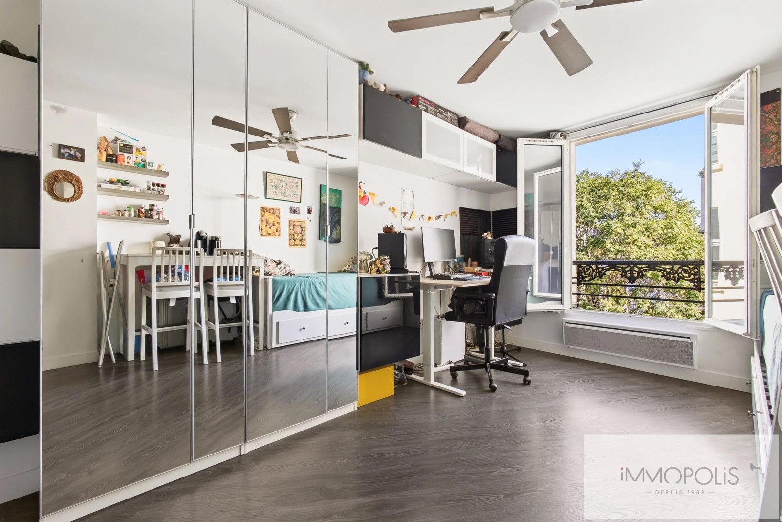 Charming studio in Jules Joffrin, Paris 18th 8