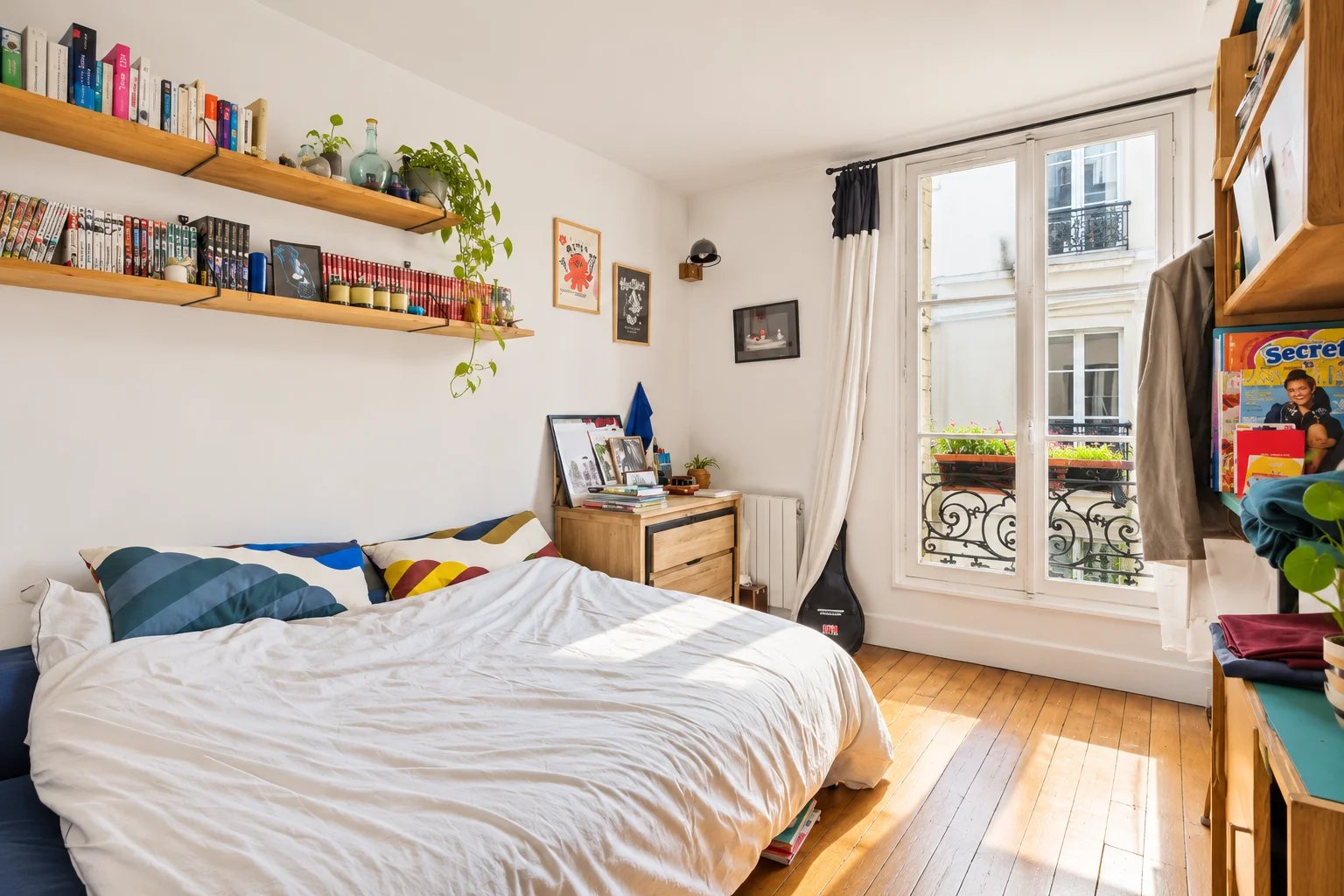 PARIS 17th – RUE DES MOINES | CHARMING FAMILY APARTMENT – 113 M² – 4 BEDROOMS 4 PARIS 17th – RUE DES MOINES | CHARMING FAMILY APARTMENT – 113 M² – 4 BEDROOMS 4