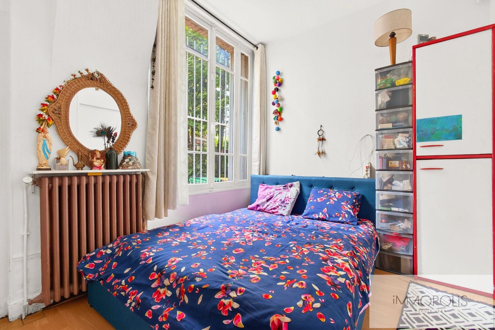 Montmartre – Rue Lepic / Abbesses – 2 chambres 11 Montmartre – Rue Lepic / Abbesses – 2 chambres 11