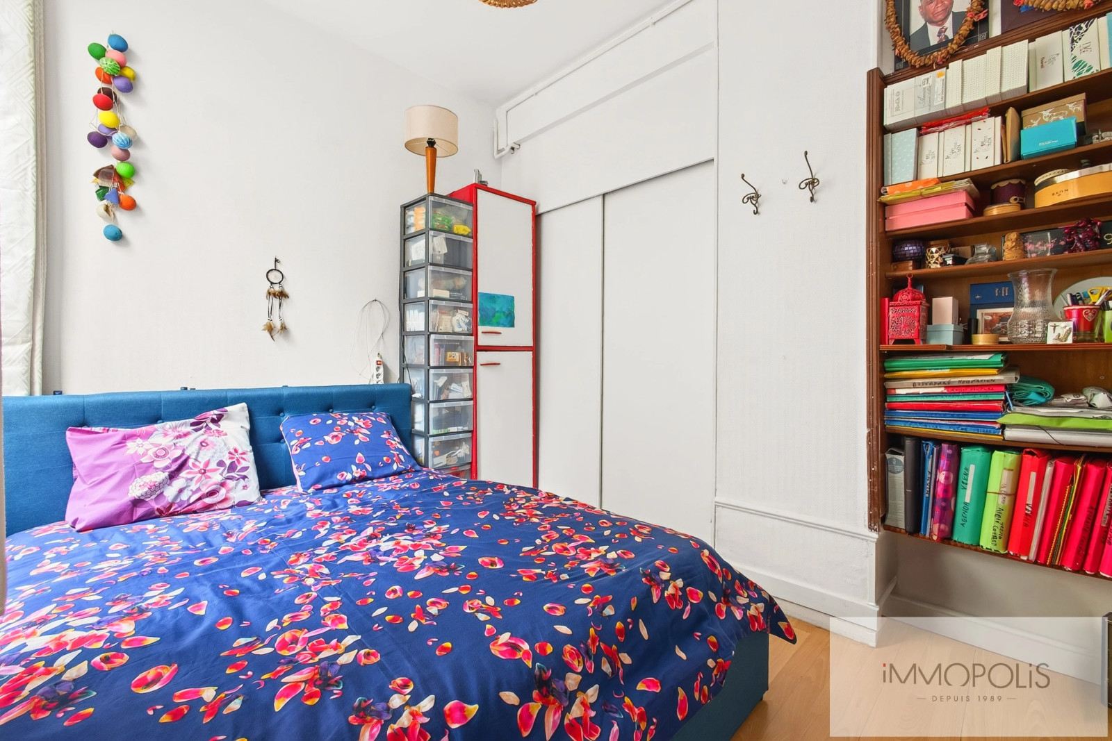 Montmartre – Rue Lepic / Abbesses – 2 chambres 12 Montmartre – Rue Lepic / Abbesses – 2 chambres 12