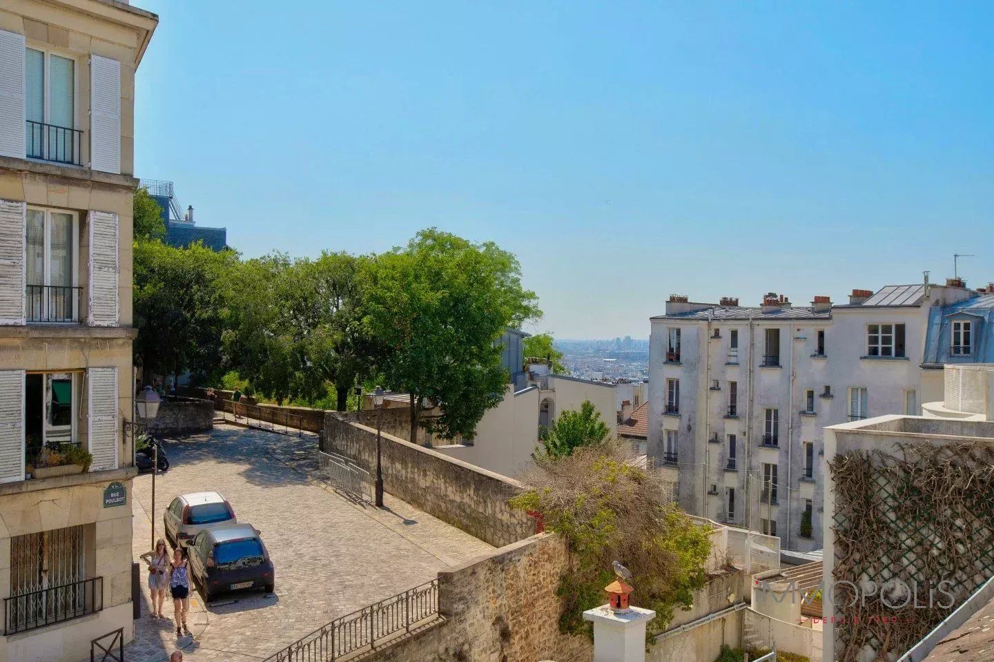 Place Jean Baptiste Clément – Haut Montmartre. 8 Place Jean Baptiste Clément – Haut Montmartre. 8