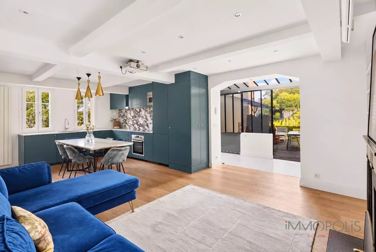 Very exceptional and rare in the heart of Montmartre. 1 Very exceptional and rare in the heart of Montmartre. 1