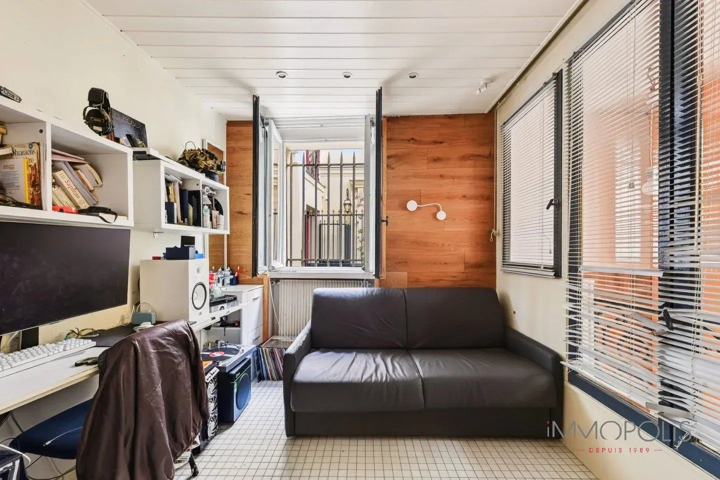 House with terrace – Haut Montmartre. 12