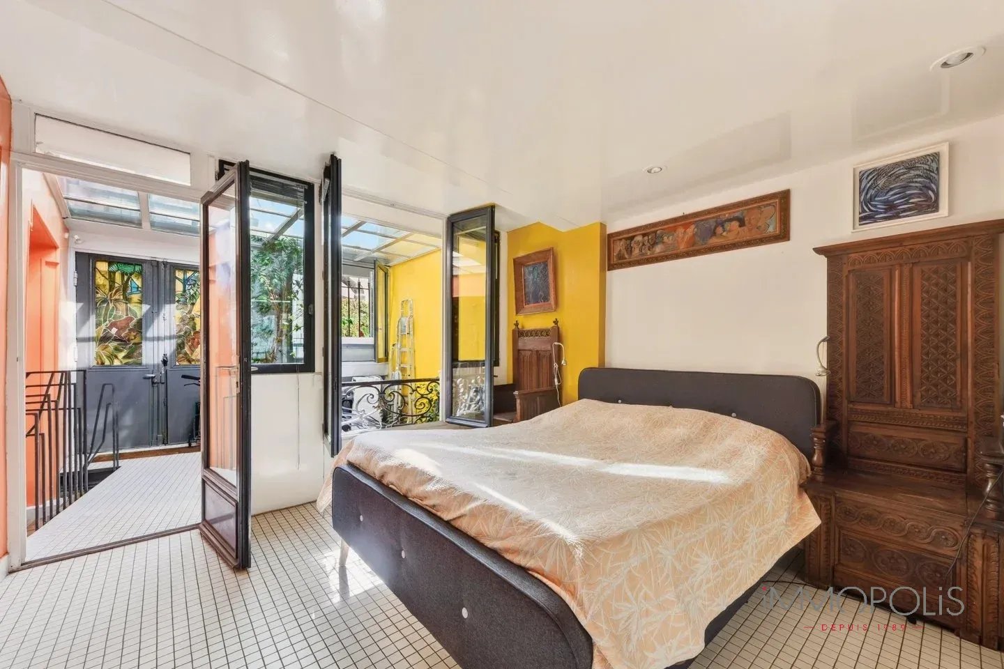 House with terrace – Haut Montmartre. 11 House with terrace – Haut Montmartre. 11