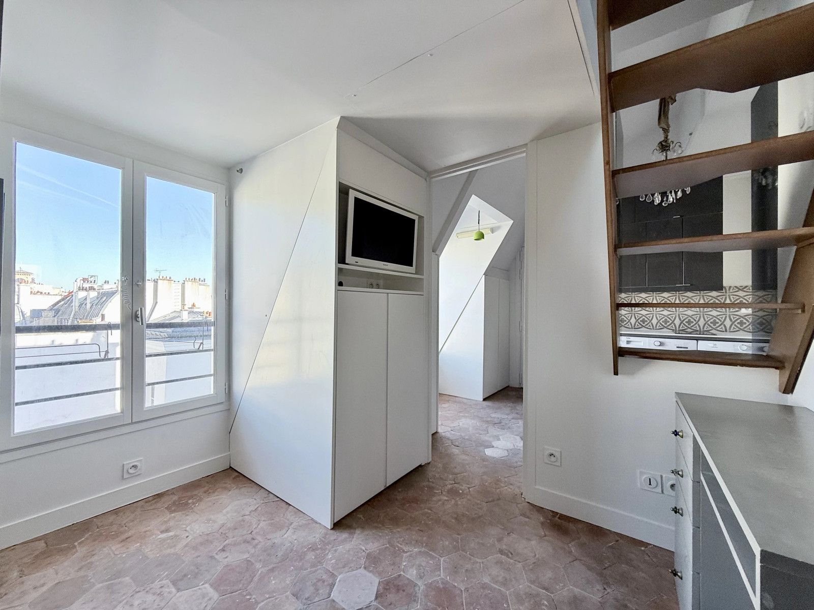 Notre-Dame-de-Lorette — Charming duplex with open view 1