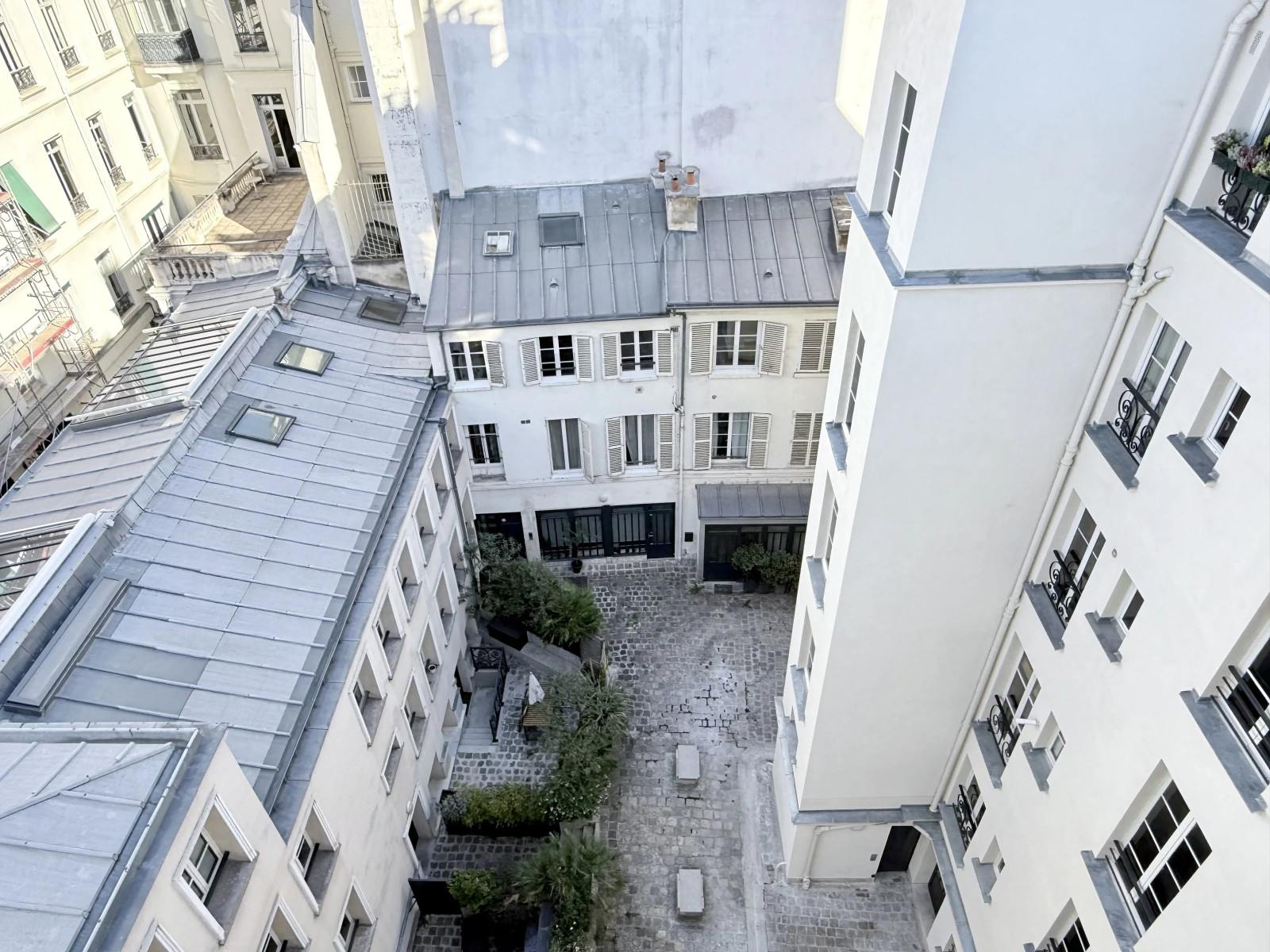 Notre-Dame-de-Lorette — Charming duplex with open view 10
