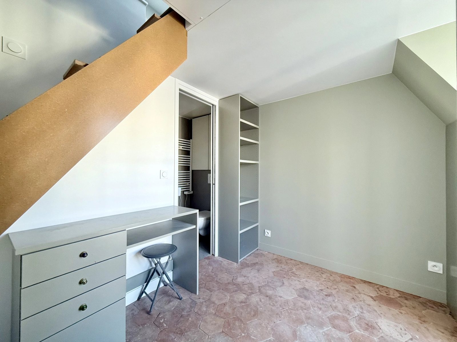 Notre-Dame-de-Lorette — Charming duplex with open view 5