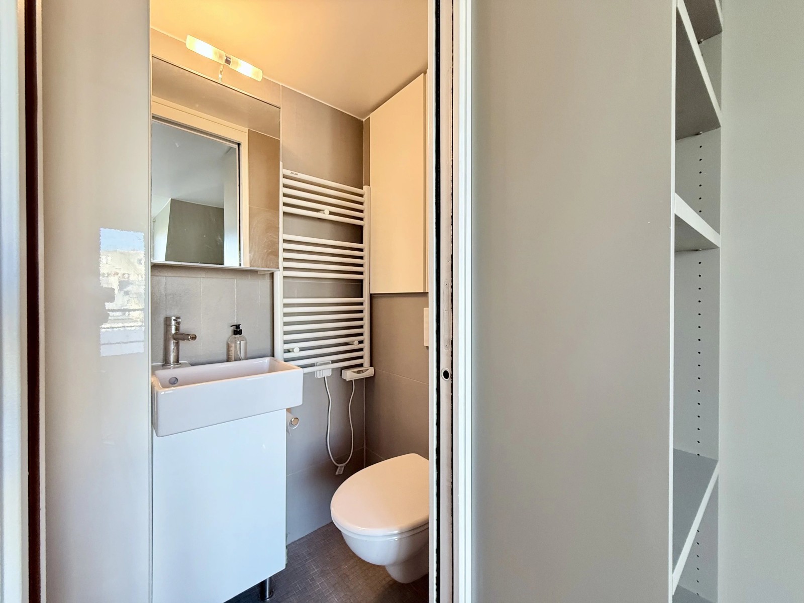 Notre-Dame-de-Lorette — Charming duplex with open view 8